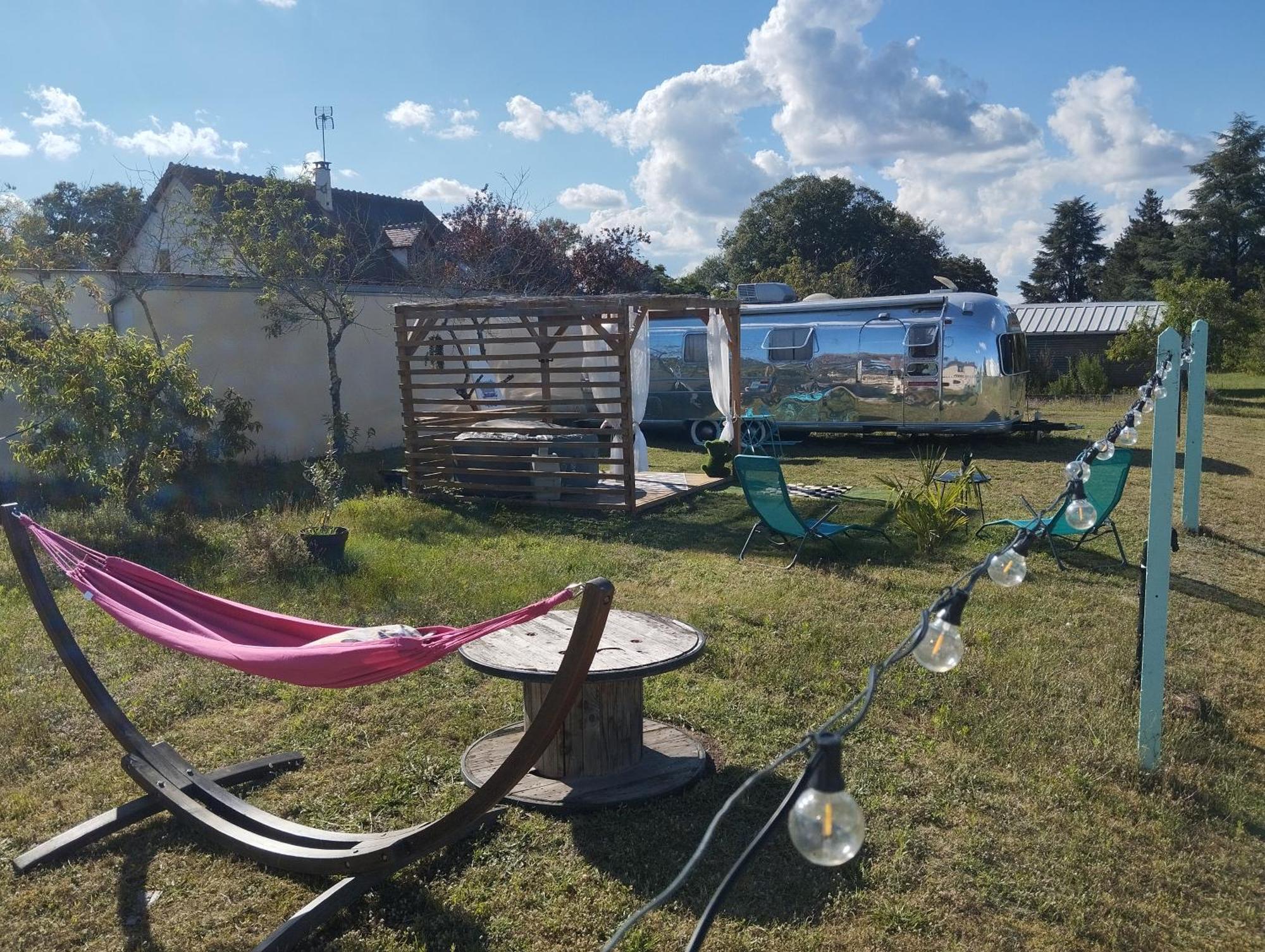 Hotel Vintage Camp Chabris Exteriér fotografie